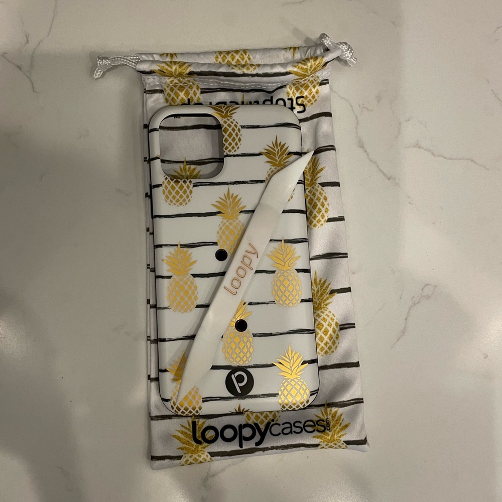 iPhone X loopy phone case